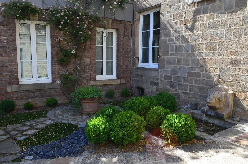 Hotel La Demeure Guingamp Exterior foto